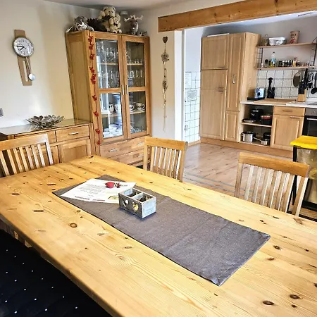 Ferienhaus Mit Zwei Separaten 4 Sterne Wohnungen Bei Limburg