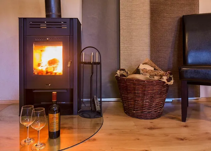 Ferienhaus Mit Zwei Separaten 4 Sterne Wohnungen Bei Limburg Mensfelden