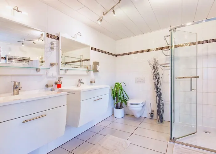 Ferienhaus Mit Zwei Separaten 4 Sterne Wohnungen Bei Limburg * Mensfelden